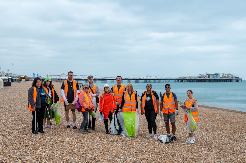 Recorra Brighton beach clean